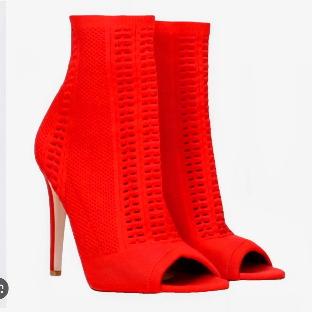 GIANVITO ROSSI 37